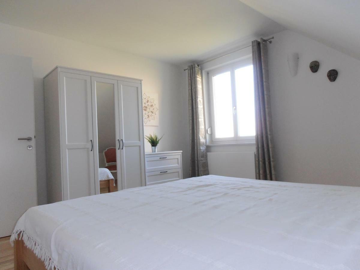Am Kirchberg Apartment *